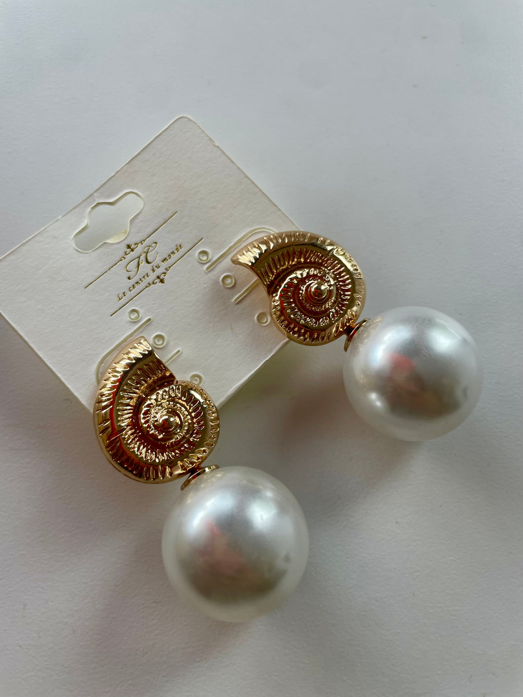 Seashell Pearl Earrings
