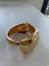 Load image into Gallery viewer, Gold Bangle
