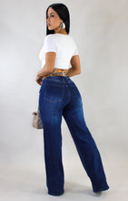 Load image into Gallery viewer, be different jeans
