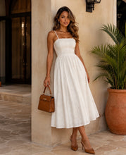Load image into Gallery viewer, Amélie Dress
