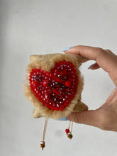 Load image into Gallery viewer, heart handmade bracelet
