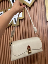 Load image into Gallery viewer, Beige Bag
