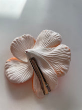 Load image into Gallery viewer, Orange Flower
