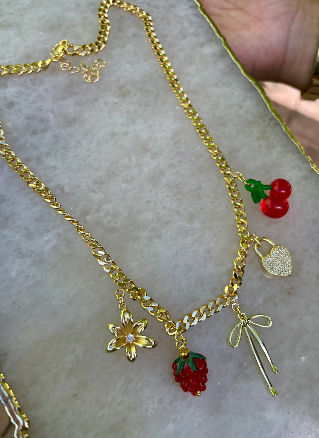 GM CHARM NECKLACE (24k)