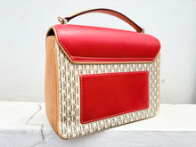 Load image into Gallery viewer, Pre-owned Carolina Herrera Crossbody Bag
