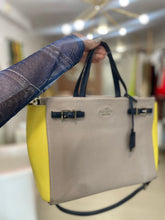 Load image into Gallery viewer, Pre-Owned Special Edition Kate Spade Bag
