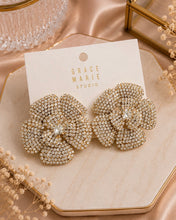Load image into Gallery viewer, statement earrings
