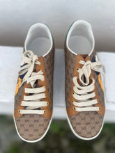 Load image into Gallery viewer, Pre- Owned 👟 Gucci Ace x Disney Sneakers ( good condition)
