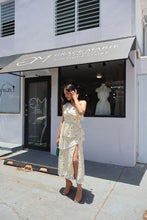 Load image into Gallery viewer, Lucia Lace Dress
