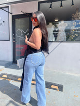 Load image into Gallery viewer, hey there jean
